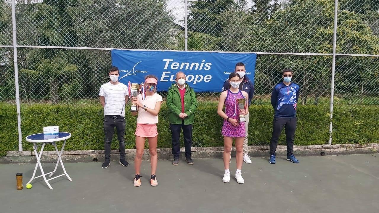You are currently viewing Përfundoi turneu ndërkombëtar i tenisit për moshën U12 në National Sport Park Tiranë