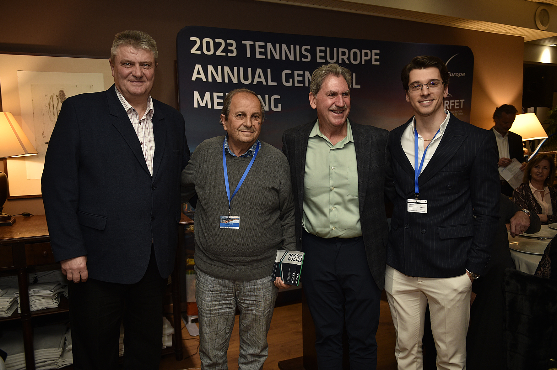 You are currently viewing Federata Shqiptare e Tenisit merr çmim nga Federata Botërore e Tenisit (ITF)